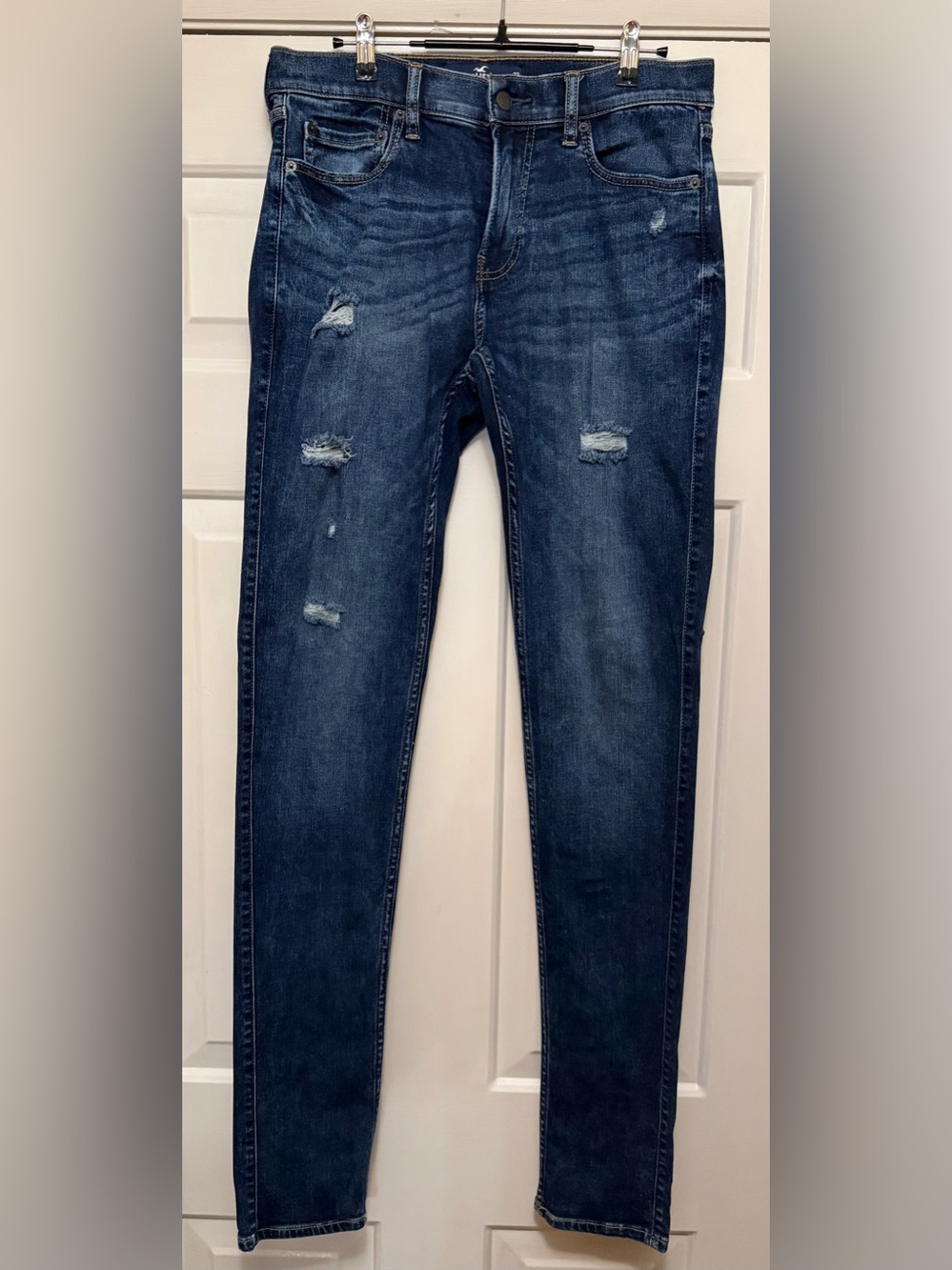 Men's Distressed Dark Blue Skinny Jeans